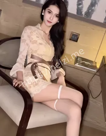 大长腿车模网红