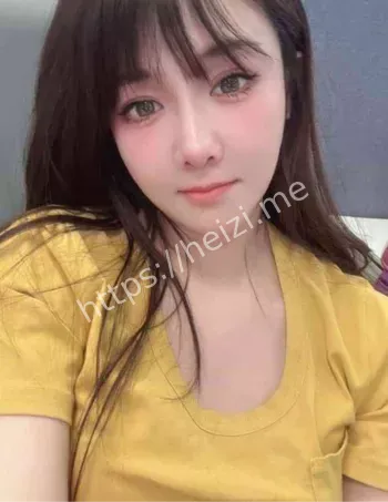 杨乐萱