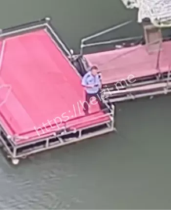 血雾弥漫