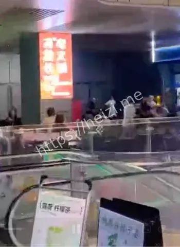 精神小伙
