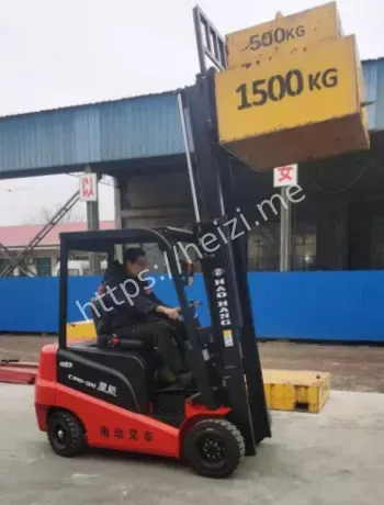 叉车视线受阻工业隐患