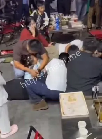 安徽女子阻止抽烟动手