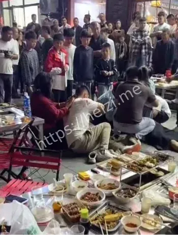 淮北公共场所斗殴视频