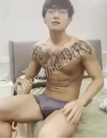 辣眼画面全网热议