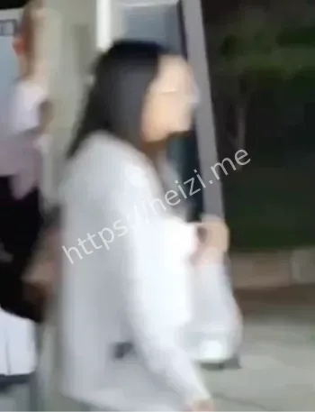 青年情感公共空间