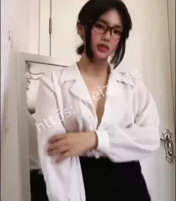 纯欲系乖巧甜妹