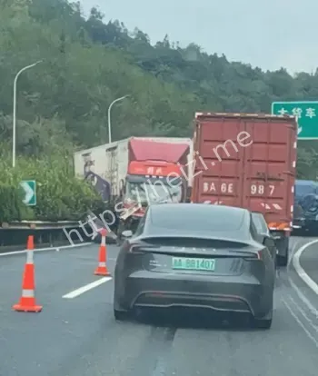 诸永高速永嘉段三车相撞事故