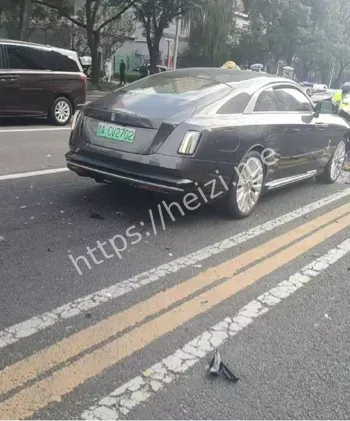 北京万寿路交通事故全责