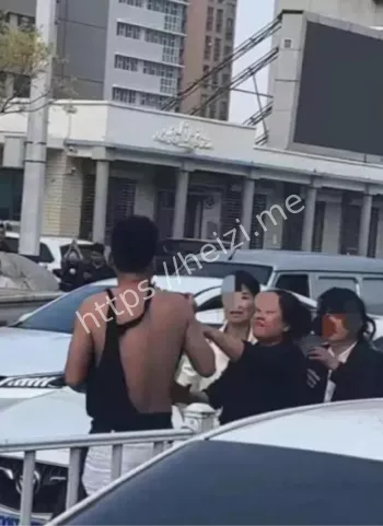 原配比小三漂亮网友热议