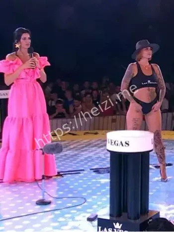 女子扇屁股大赛