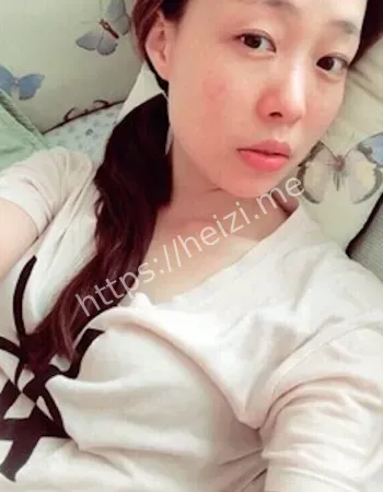 在样板间与客户