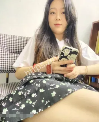 姜瑜黑丝御姐私拍