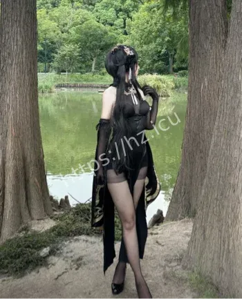 高中生身份背景