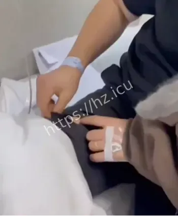 隆回小伙反扇耳光