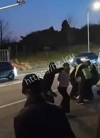 苏州西山女司机