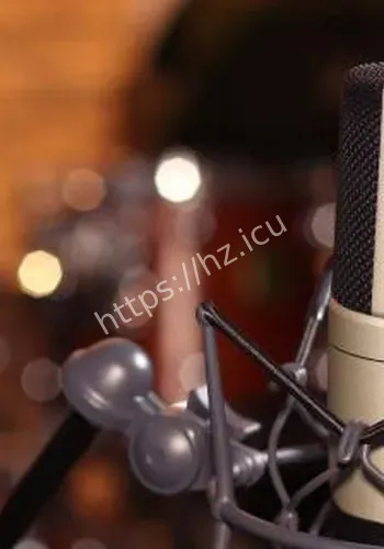 听到舆论时浑身发抖背景细