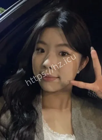 文静乖乖女奔放一面