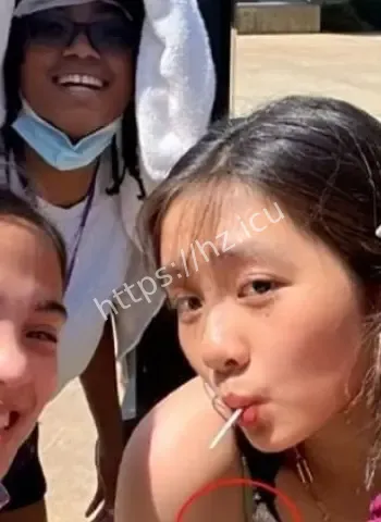 纽约酒店与黑人亲密互动全程流出