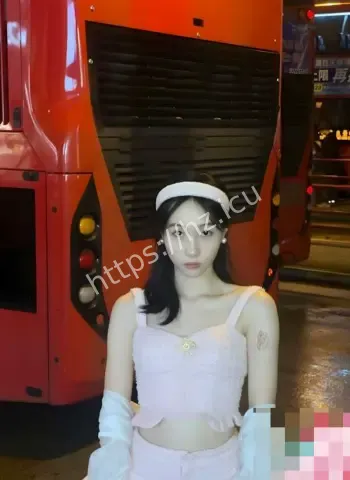 上海大学高颜值大三学姐