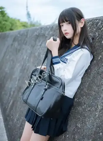 黑丝足部服务跪侍金主