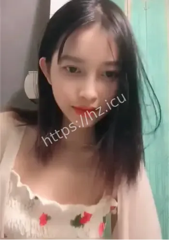 甜美尤物直播表现