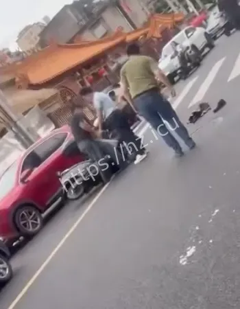 升级为互殴