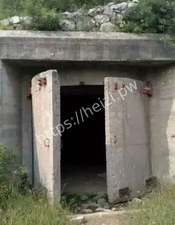 防空洞灵异事件