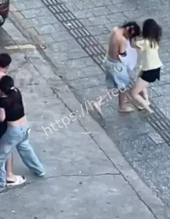 街头上演